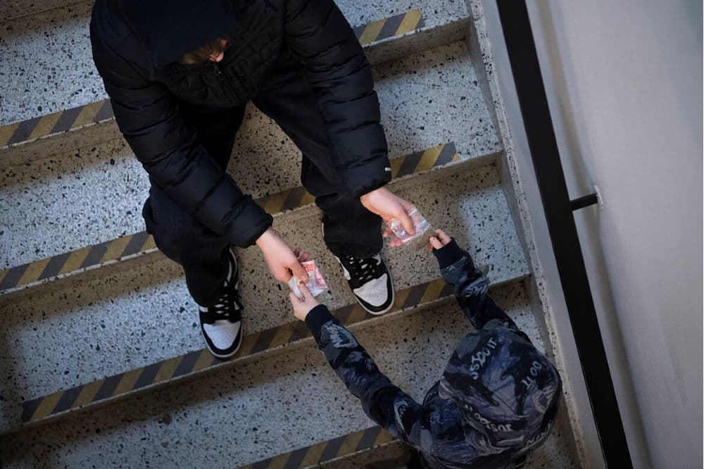 Så rekryteras unga in i kriminalitet